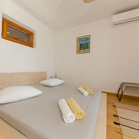 Casa Dubi Hvar ゲストハウス