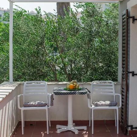 Casa Dubi Hvar ゲストハウス