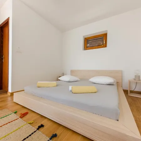 Casa Dubi Hvar 招待所 赫瓦尔