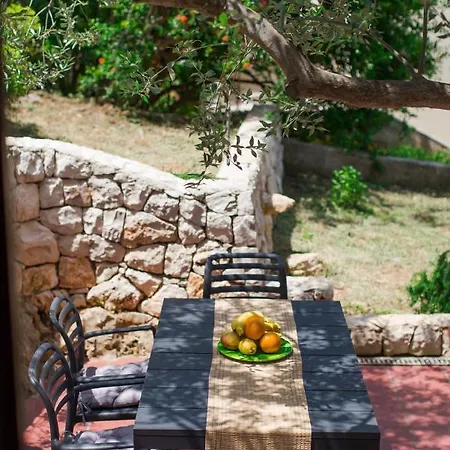 ゲストハウス Casa Dubi Hvar 3*