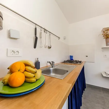 Casa Dubi Hvar 3* フヴァル