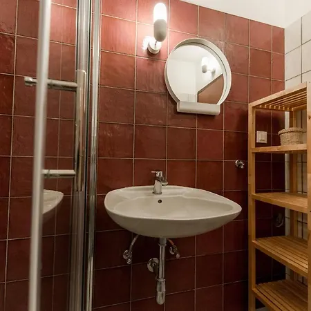 Casa Dubi Hvar フヴァル