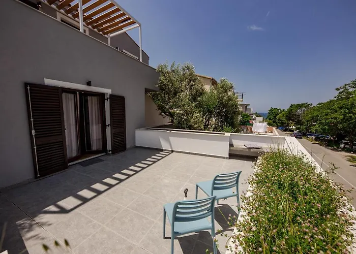 Casa Dubi Hvar 3*