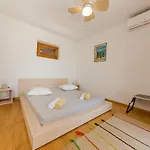 Casa Dubi Hvar Affittacamere 3*