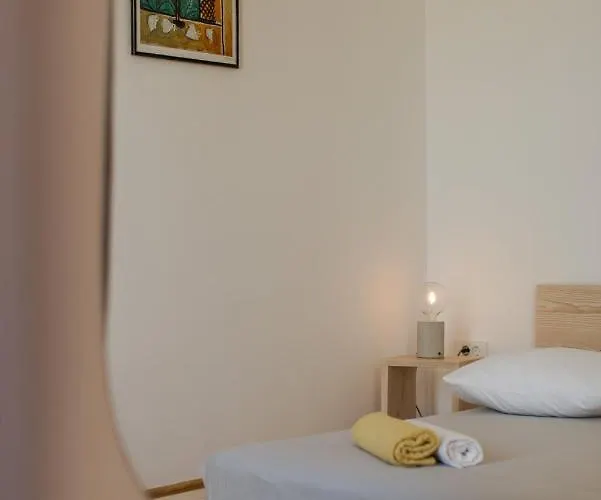 Casa Dubi Hvar Affittacamere 3*